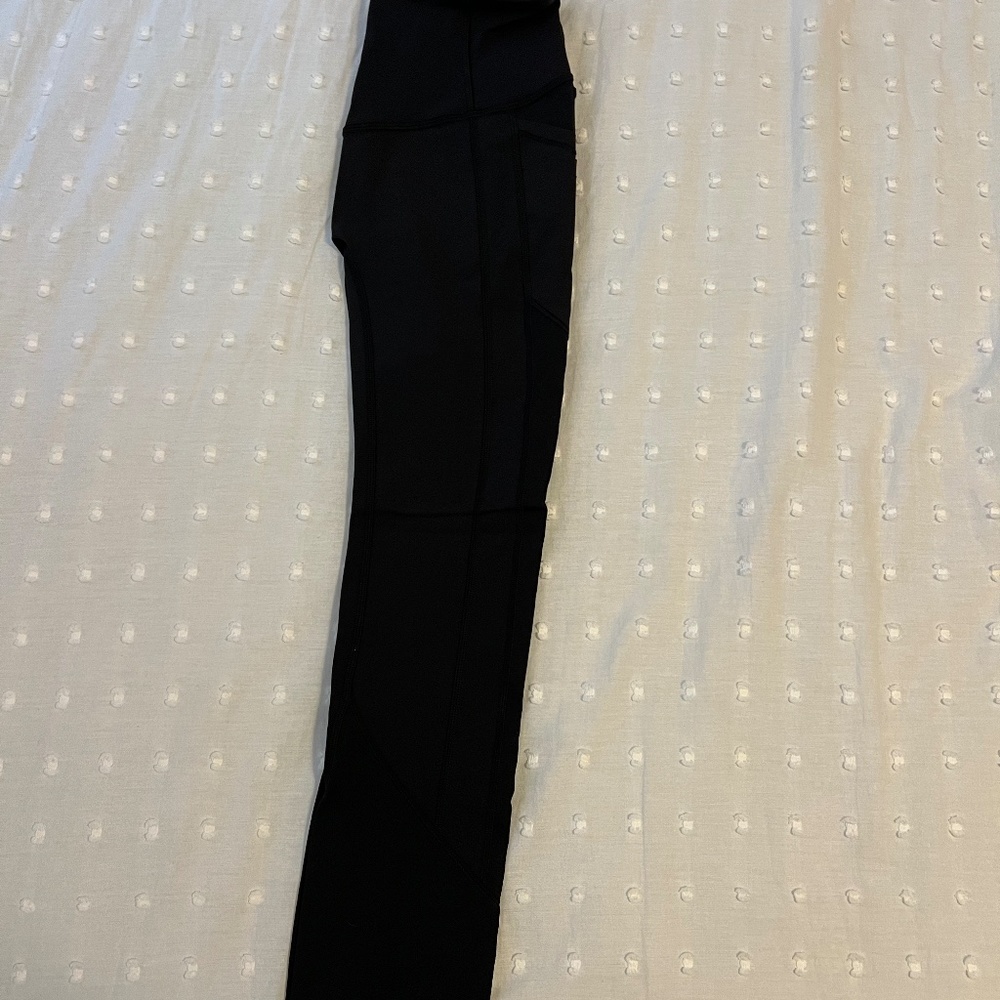 Lulu Lemon Align Tight 23” w/ Pockets